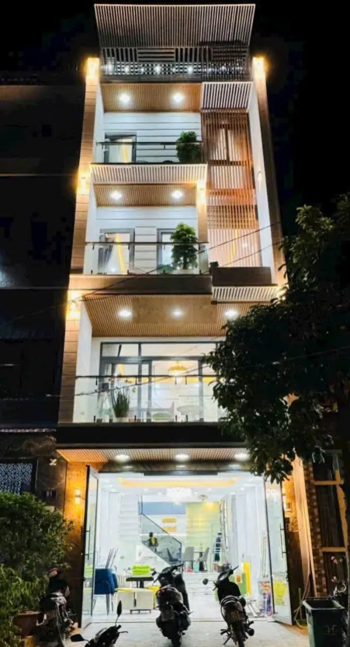 Lô nhì mặt tiền đường phạm hữu lầu - phú mỹ - quận 7 ( 4 tầng )