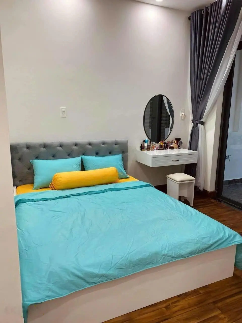 Nhà đẹp mặt tiền hàn thuyên - hiếm chủ bán