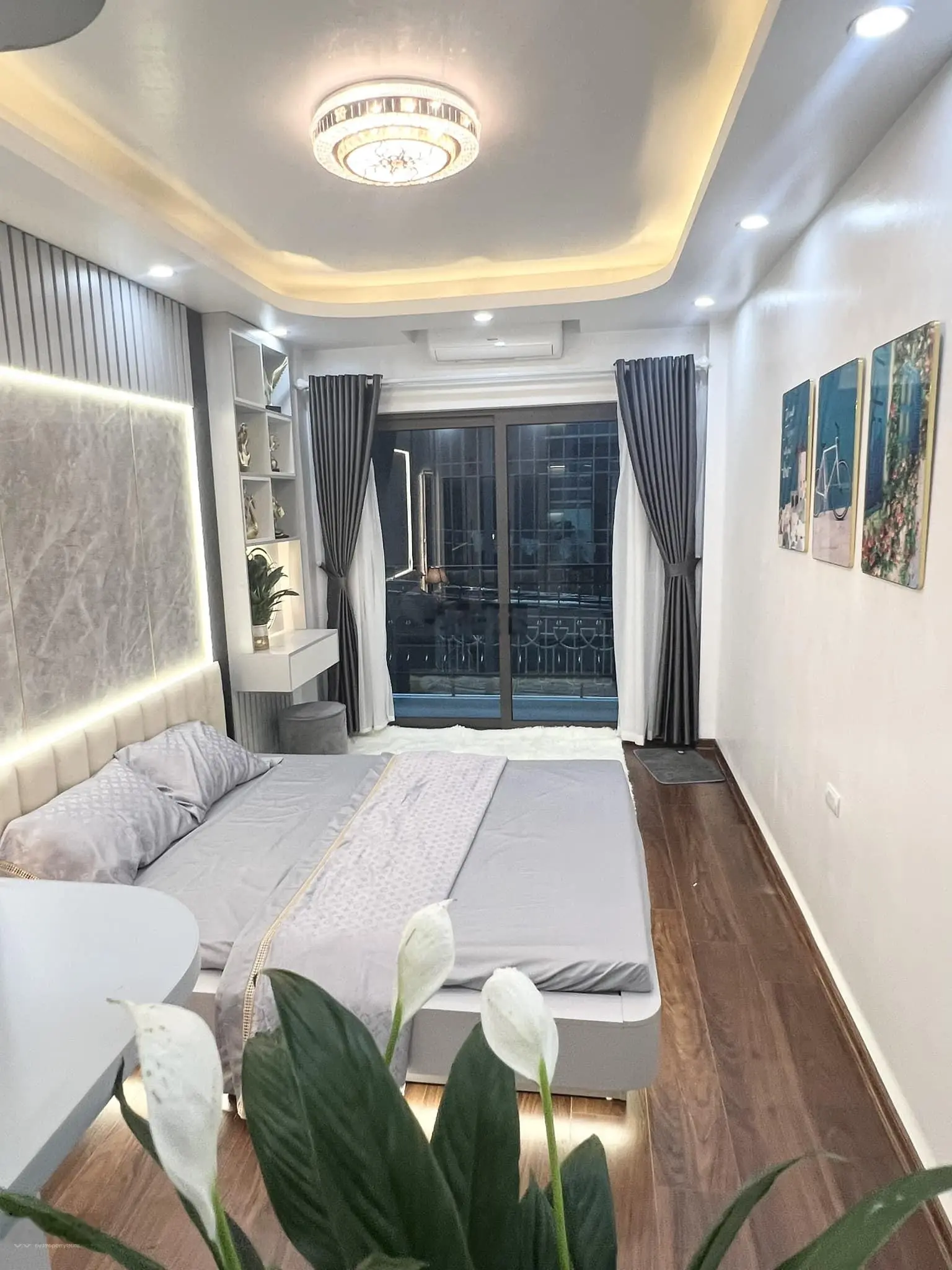 Trung tâm aoene dương nội hà đông- 33m2-5 tầng mới kính koong- chủ chạy bank bán gấp trong tháng 11