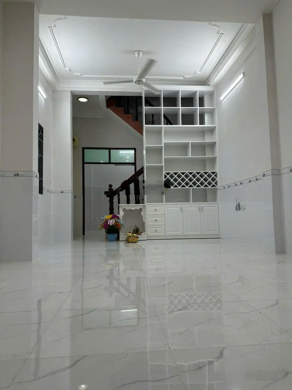 Bán nhà mặt tiền đường khu buôn bán 4 tầng BTCT Lê Quang Sung Phường 6 Quận 6
