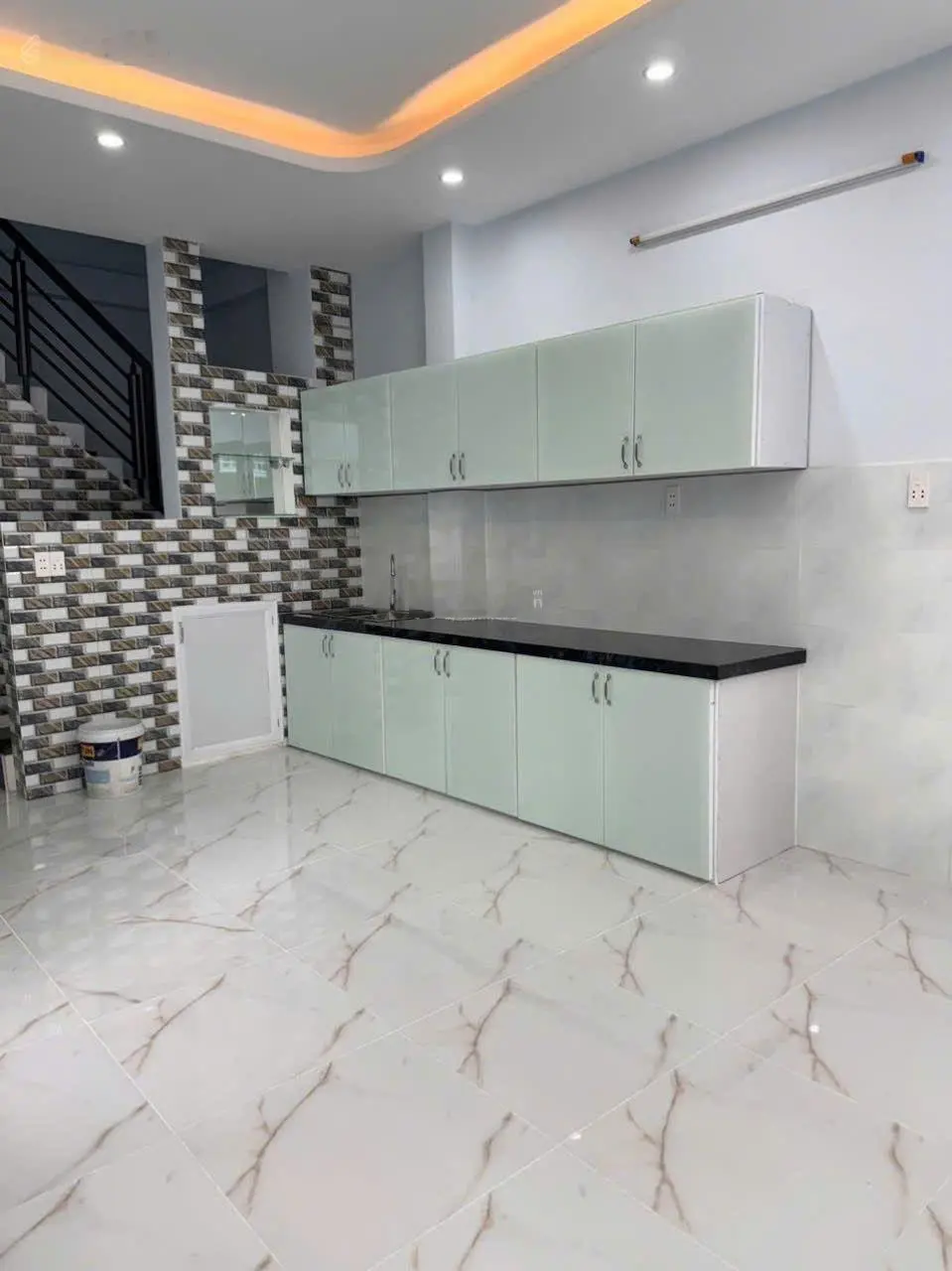 Bán nhà quận Tân Bình - P. 10 căn góc nở hậu đường Trần Văn Quang 4.5 tỷ TL