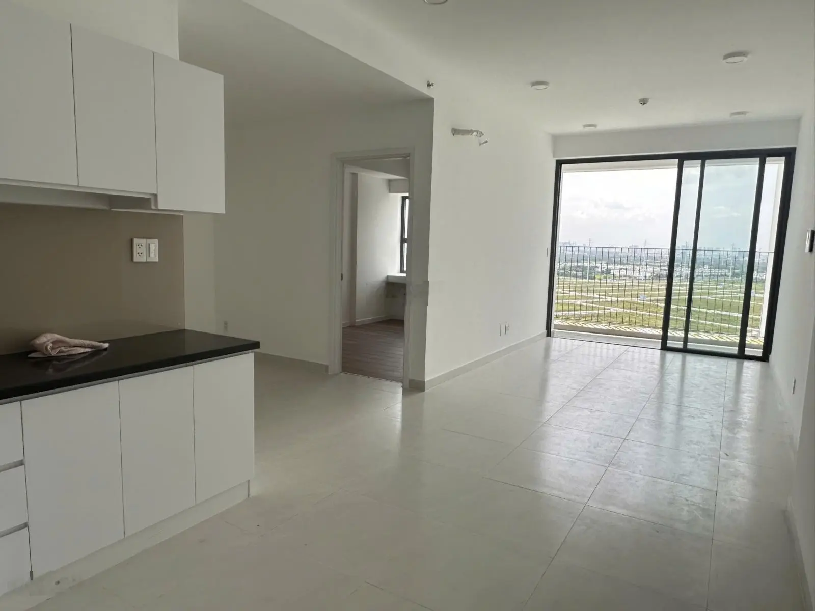 Kẹt tiền bán gấp căn hộ Ricca Q9 liền kề Q2 1PN+1 57m2. Nhà mới đã có sổ giá 1 tỷ 850