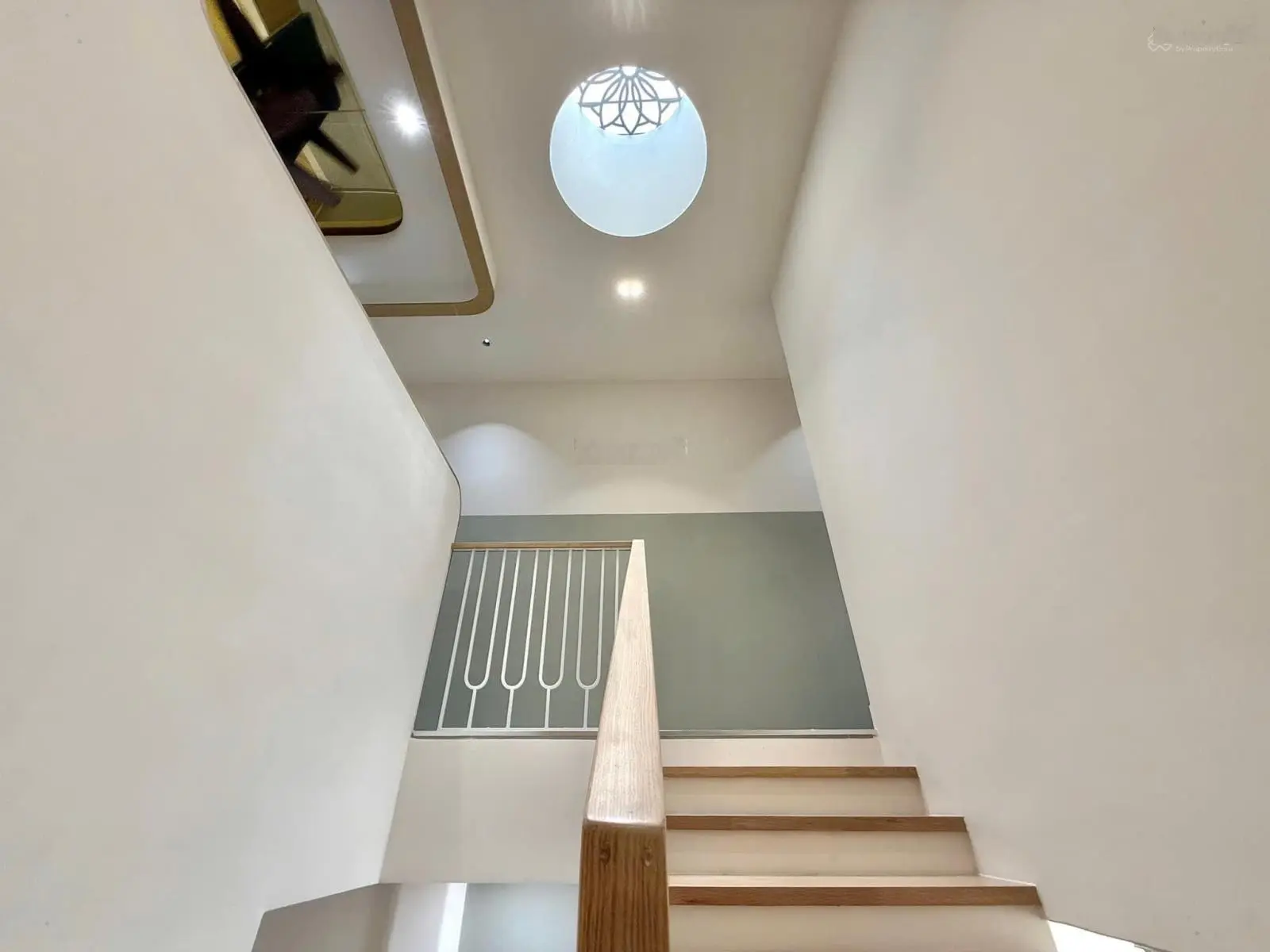 Nhà thiết kế hiện đại Bùi Đình Tuý P24 Q.Bình Thạnh DT 52m2 giá 2tỷ750tr, đang cho thuê 12tr/tháng
