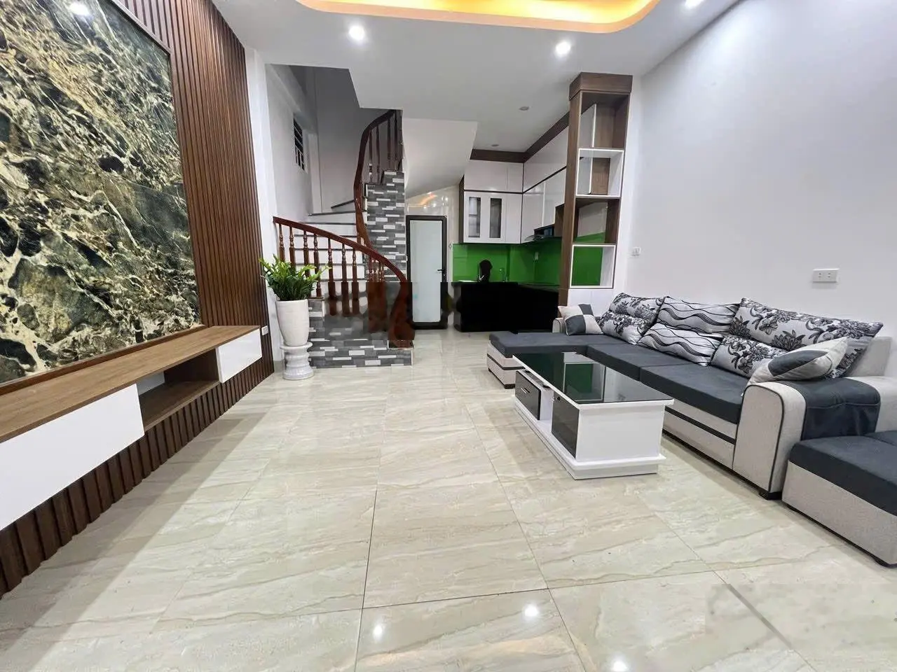 Căn góc 5 tầng Văn Phú ngay Victoria, giá nhỉnh 6 tỷxx