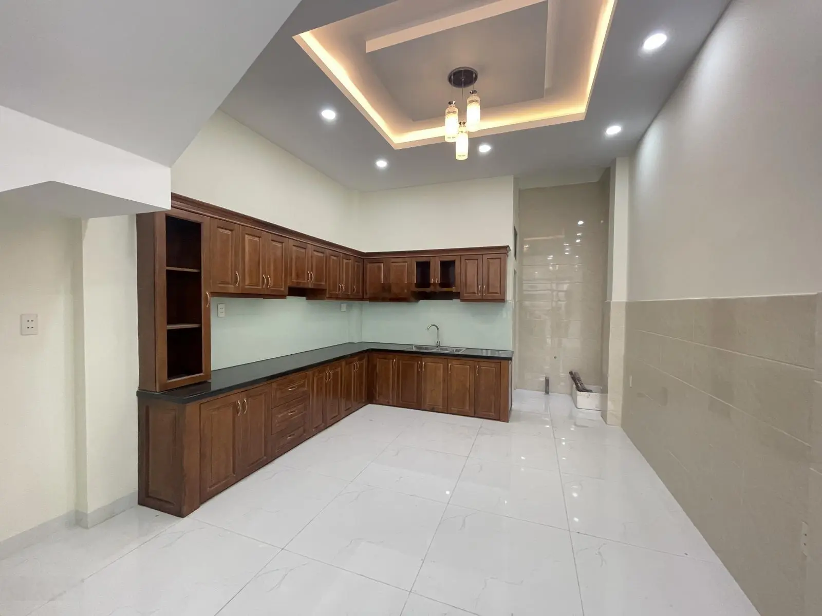 Nhà mới 4 tầng đường ô tô tận nhà ngay Cân Nhơn Hoà, đối diện Vạn Phúc City - Sổ riêng - 0901469357