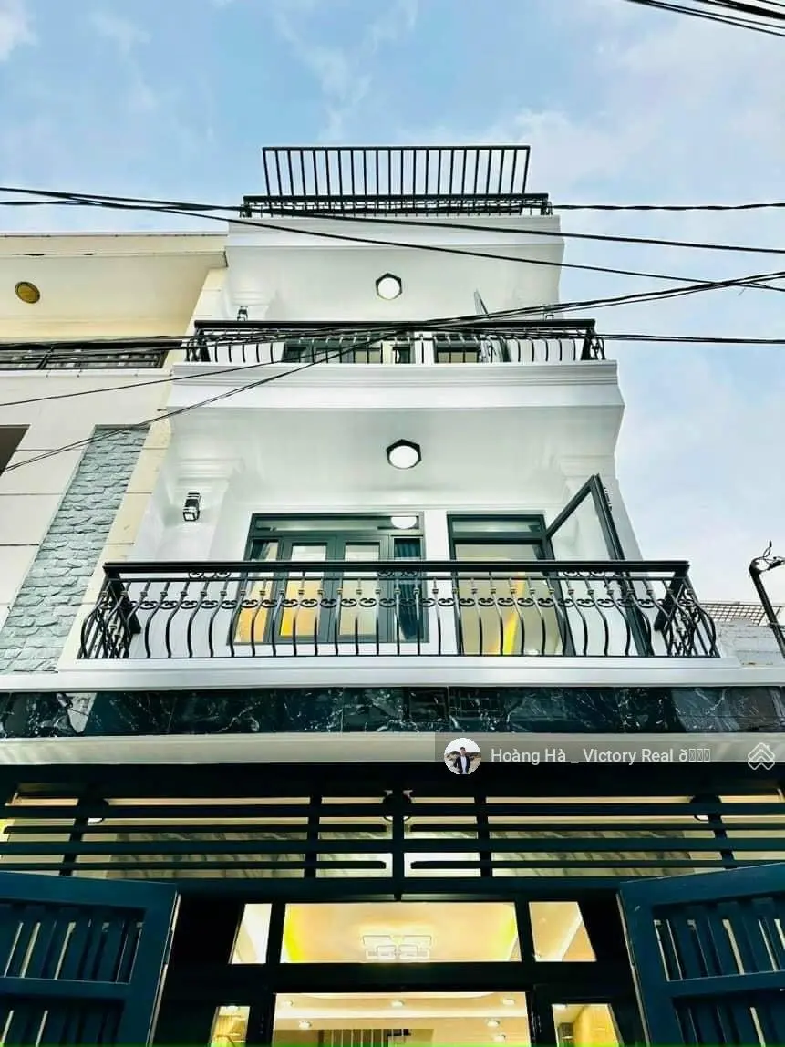 Bán nhà 3 tầng mới, đẹp HXH Đồng Đen, P14, TB, (4.4 x 10.5m) - 43m2, giá chỉ 7.2 tỷ TL