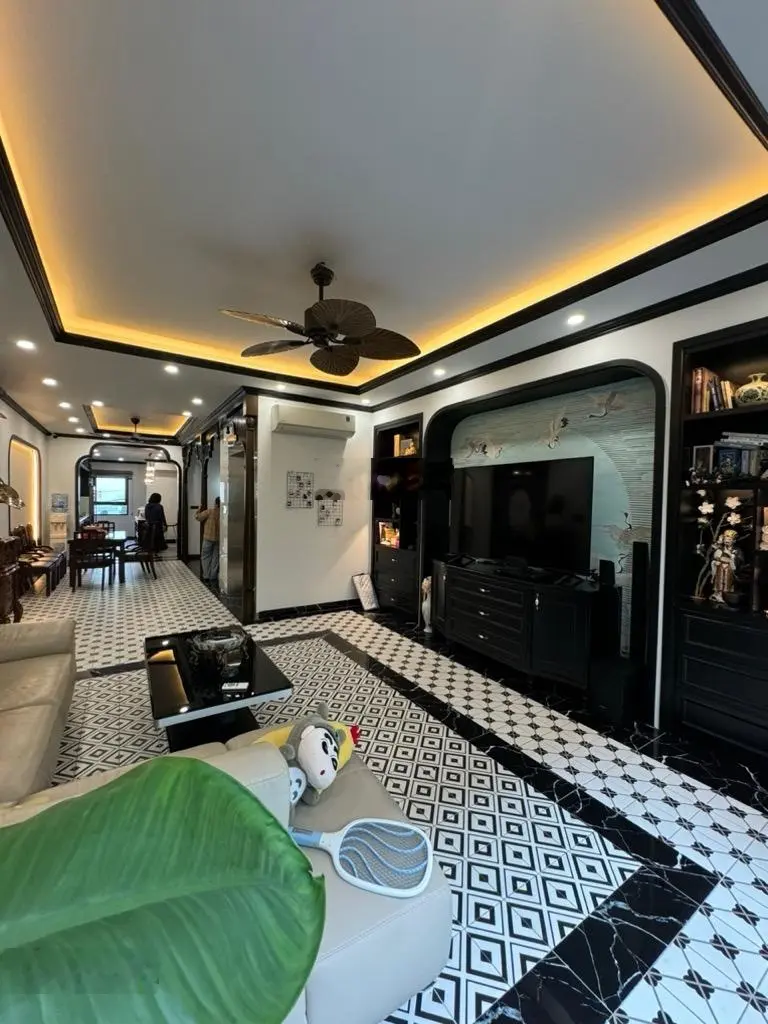 Liền kề Nguyễn Sơn, Long Biên, khu vip phân lô hàng không, kinh doanh, văn phòng, giá trị tăng cao