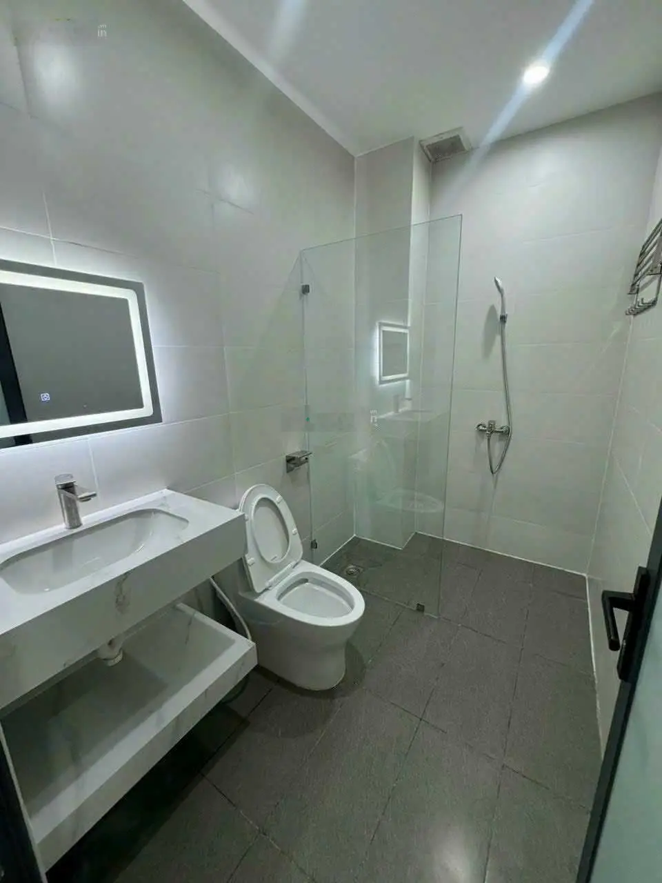 Tôi bán nhà gấp đường Bàu Cát 1 - P14 - Tân Bình, 62,8m2 vừa mới cho thuê 24triệu, sổ đẹp