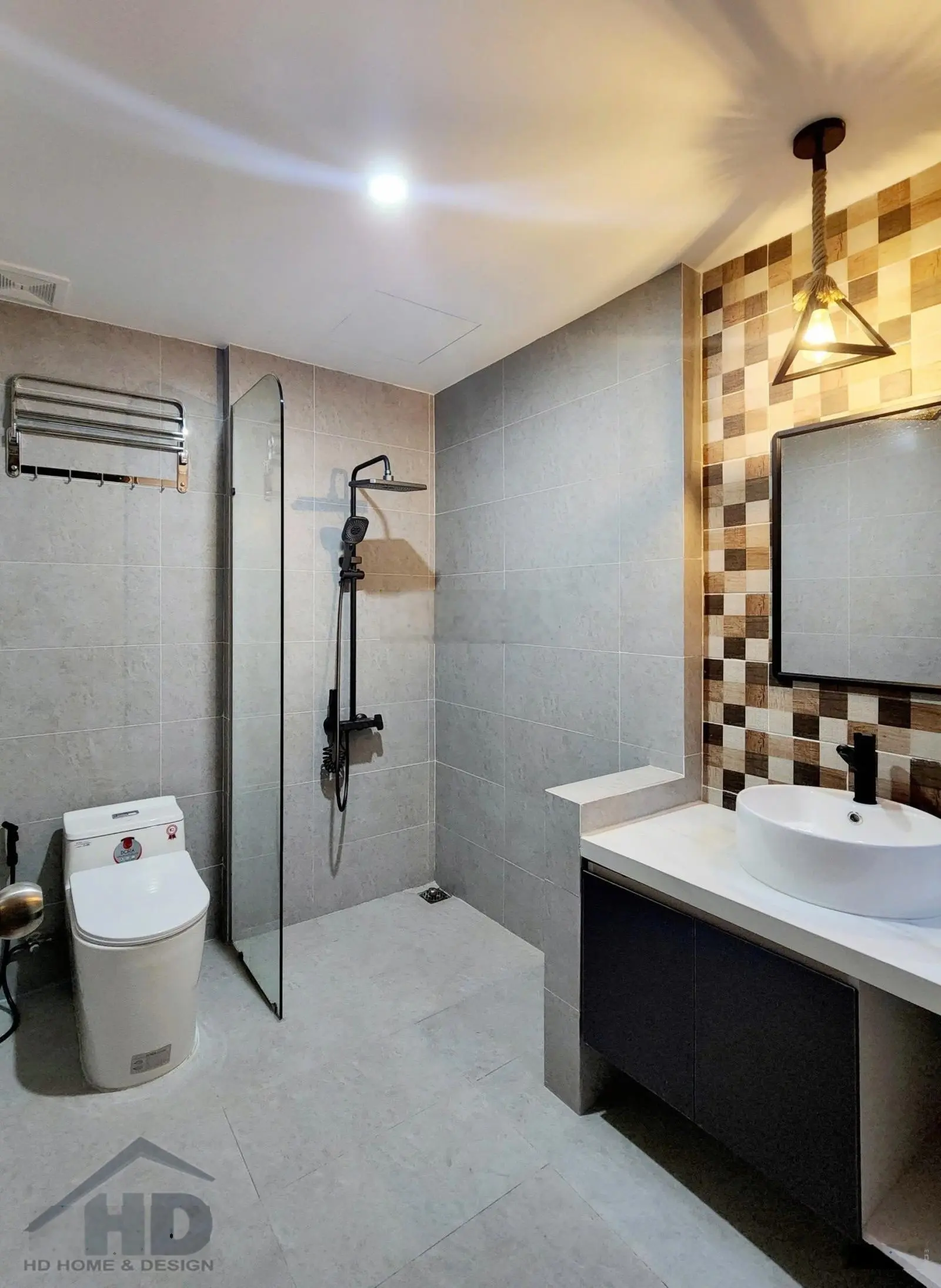 Bán nhà 3 tầng full nội thất kiệt đường Âu Cơ, gần chợ Hoà Khánh, Đà Nẵng