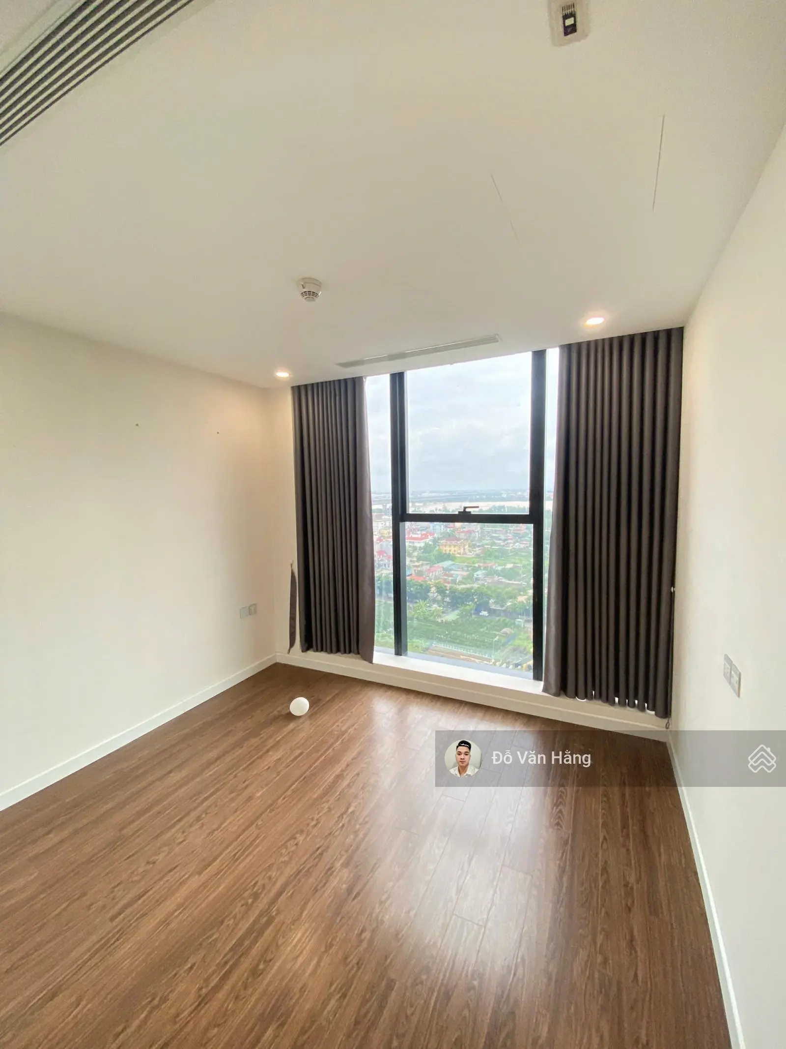 BÁN CĂN 2PN +1 FULL NỘI THẤT 86M2 THÔNG THỦY - SUNSHINE CITY SẴN SỔ SANG TÊN
