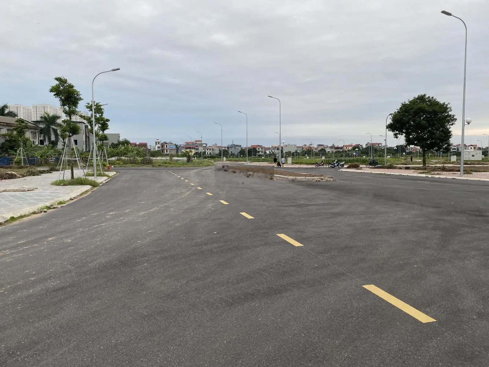 Bán đất dịch vụ khu X1 Đông Hội - Mai Lâm, DT 80m2, mặt tiền 5m, đường 40m, cách 500m cầu Tứ Liên
