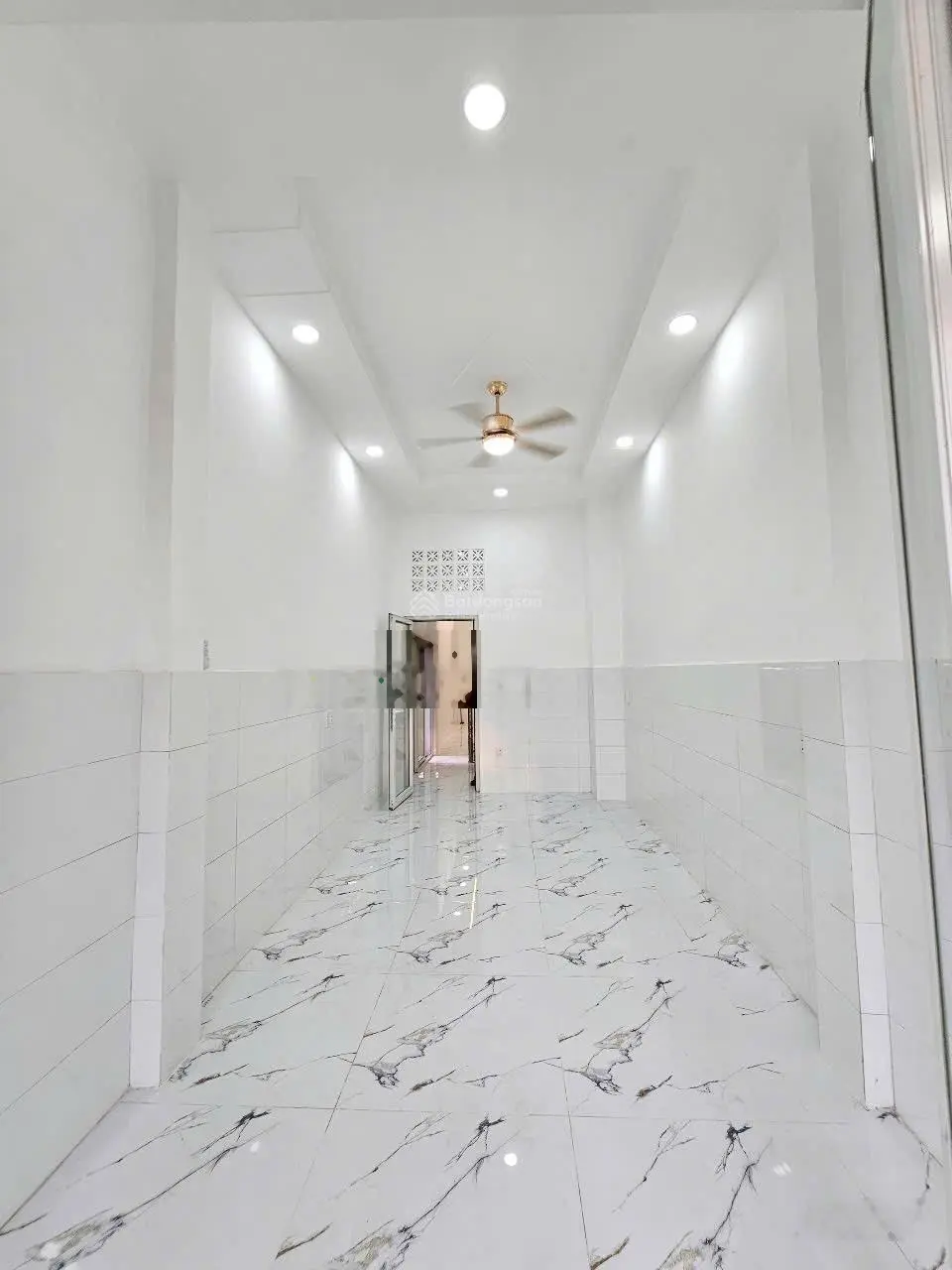 HH 60 triệu bán căn góc mặt tiền 357 Hậu Giang, P11, Q6, sát bên chung cư Him Lam
