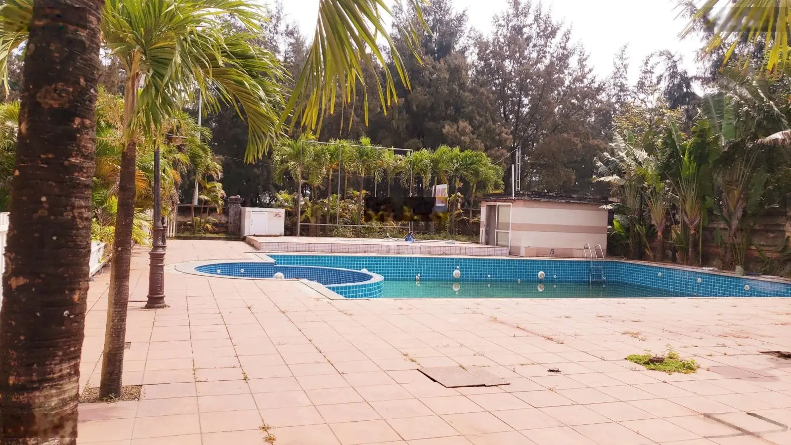 Chính chủ bán nhanh Khách Sạn Ban Mai siêu rộng đẹp tại biển Trương Pháp - Đồng Hới - Quảng Bình