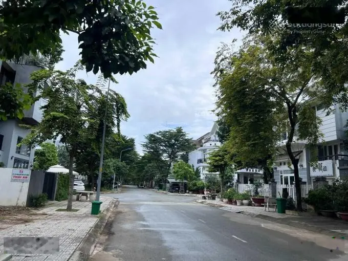 Cần bán 3 lô đất KDC Gia Hoà, Phước Long B, Q9, DT 100m2, xây tự do, SHR, LH 0336 556 ***