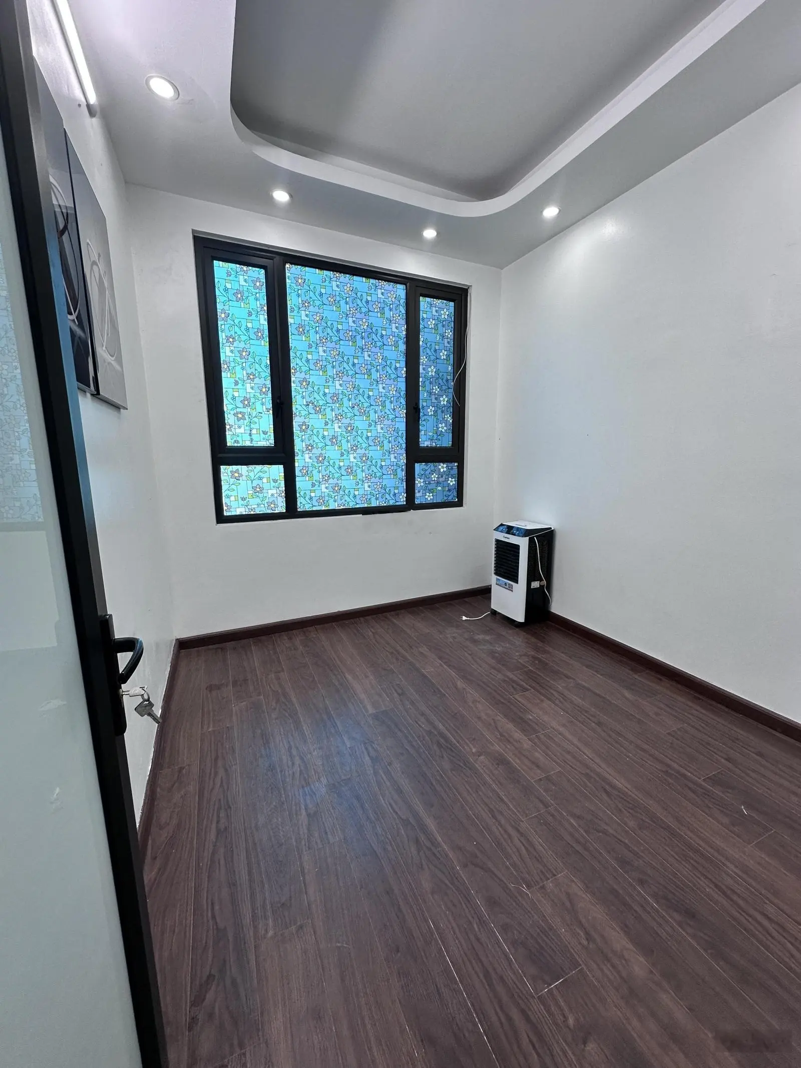 Bán nhà phố Thanh Nhàn - Hai Bà Trưng, ngõ thông - ba gác - nhà đẹp ở ngay