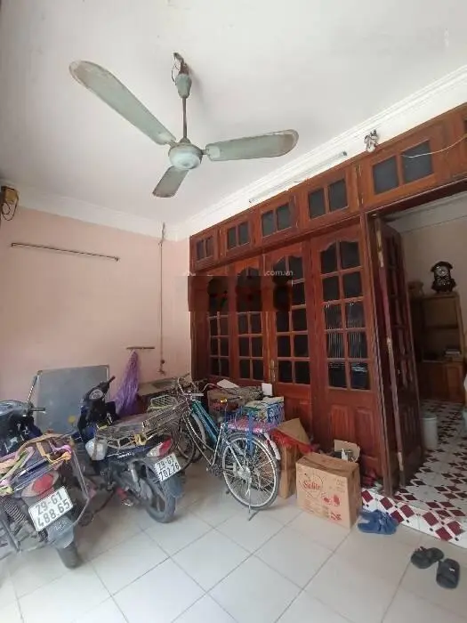 Bán nhà mặt phố Nguyễn quý đức 85m2- mặt tiền 5m-4 tầng- lô góc- 26 tỷ 500