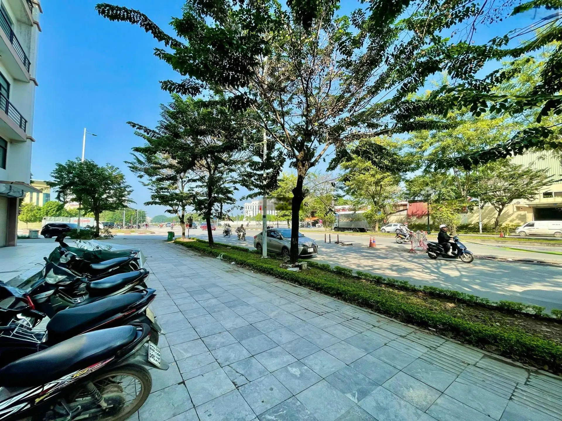 Bán nhà biệt thự mặt phố 2 mặt tiền Trịnh Văn Bô - dự án Xuân Phương Garden