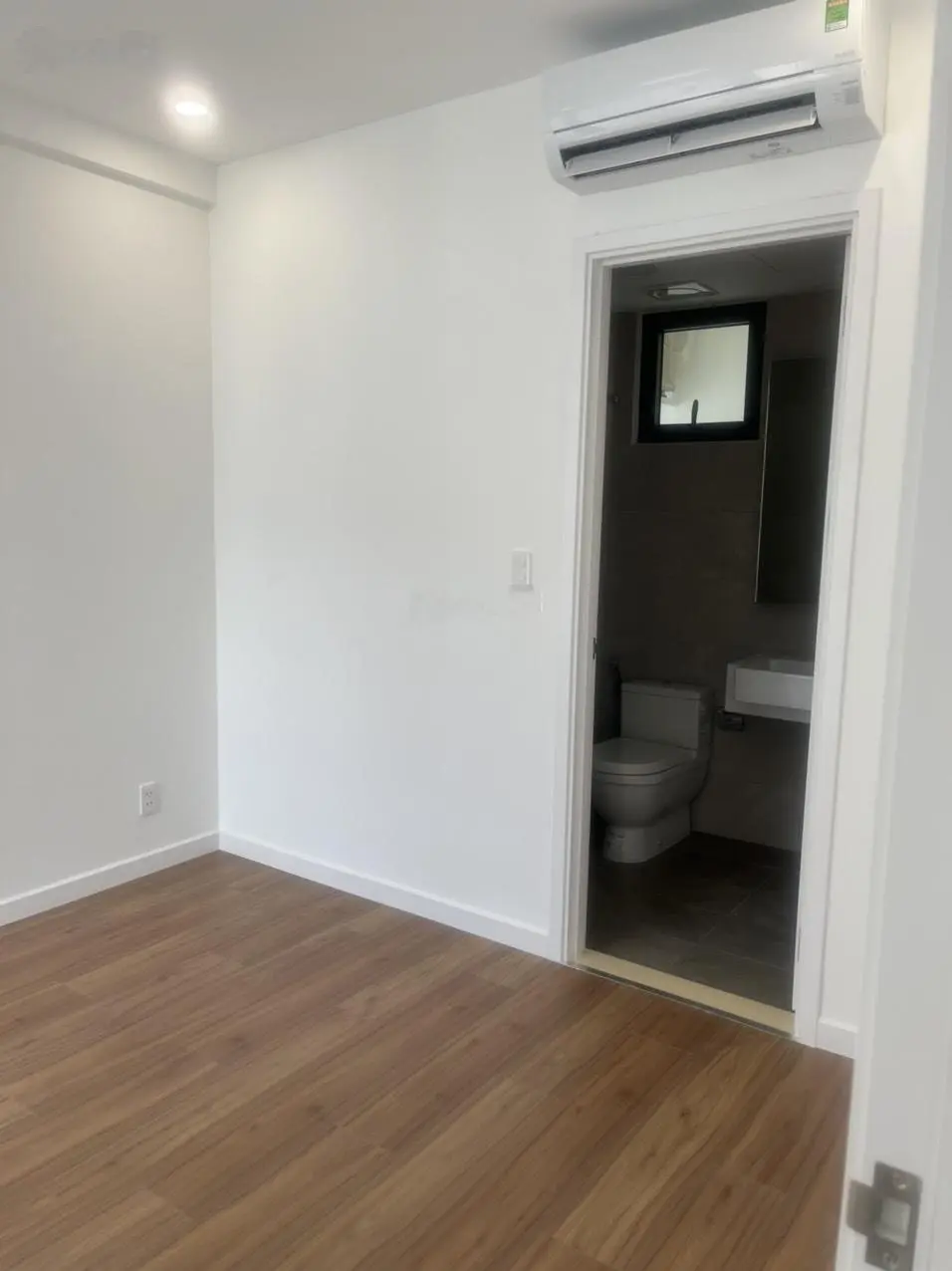 Bao giá toàn khu CH D'Lusso (2PN/3.8tỷ 68.5m2) nhà có sổ 0706 679 ***