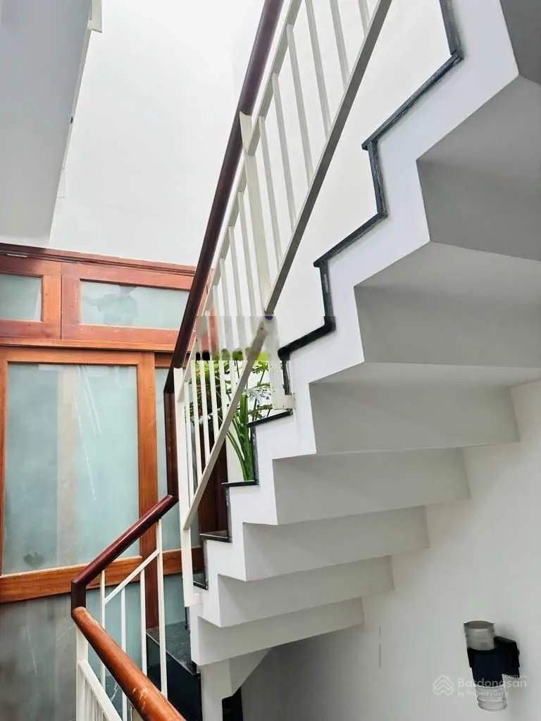 Bán nhà đối diện Aeon Tân Phú - 4 tầng lung linh - 65m2 (4x16) - Hương Lộ 3 - HXH 6 mét thông