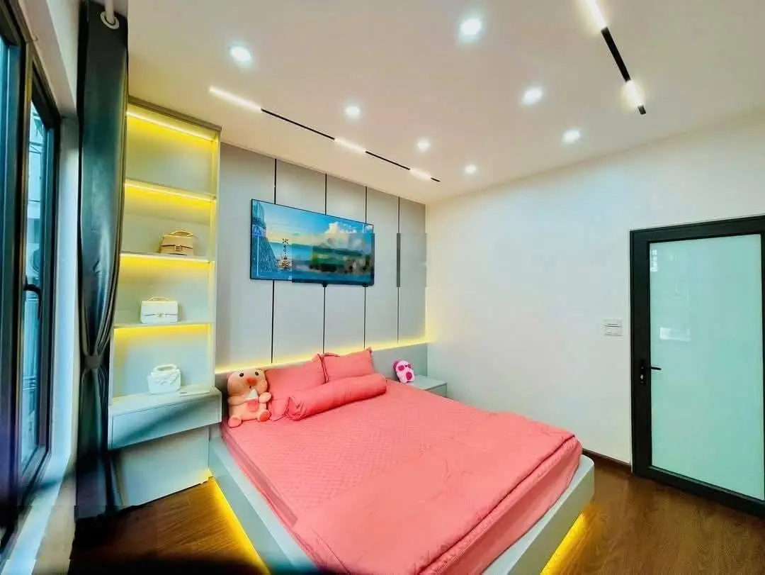 Nhà mới cực đẹp Phố Quang Tiến, Nam Từ Liêm. Diện Tích 36m2, 5 tầng, oto đỗ cổng, chỉ 20m ra phố.