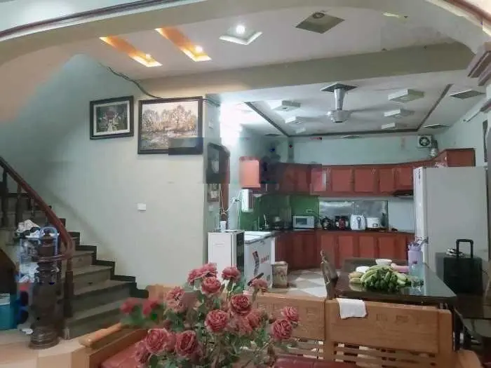 Bán nhà vũ Ngọc phan láng hạ. Dt 100mx5 tầng. Giá 13 tỷ
