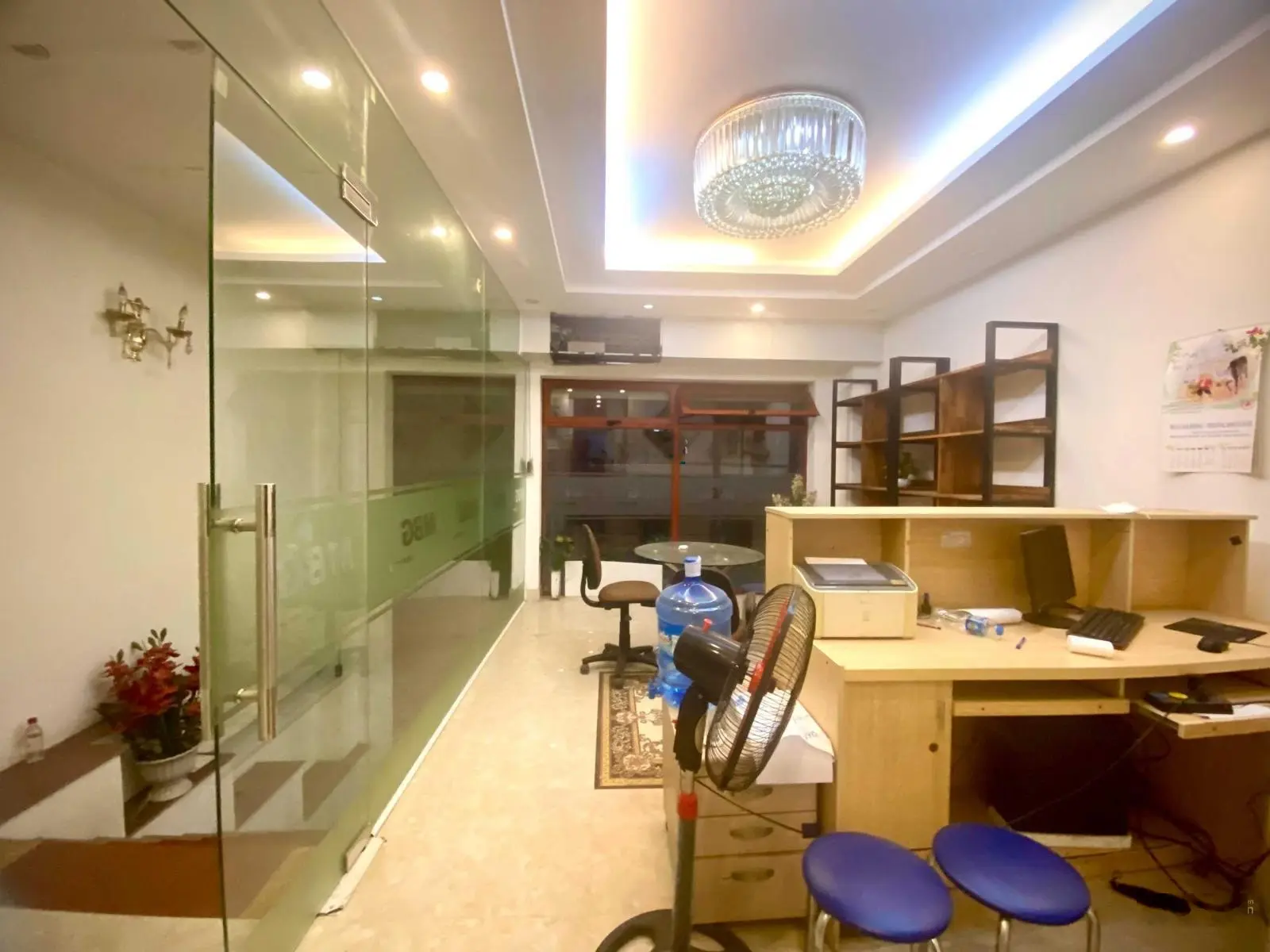 Bán nhà phân lô Lạc trung DT 75m2x8T thang máy, ô tô vào kin doanh văn phòng giá 18,8 tỷ