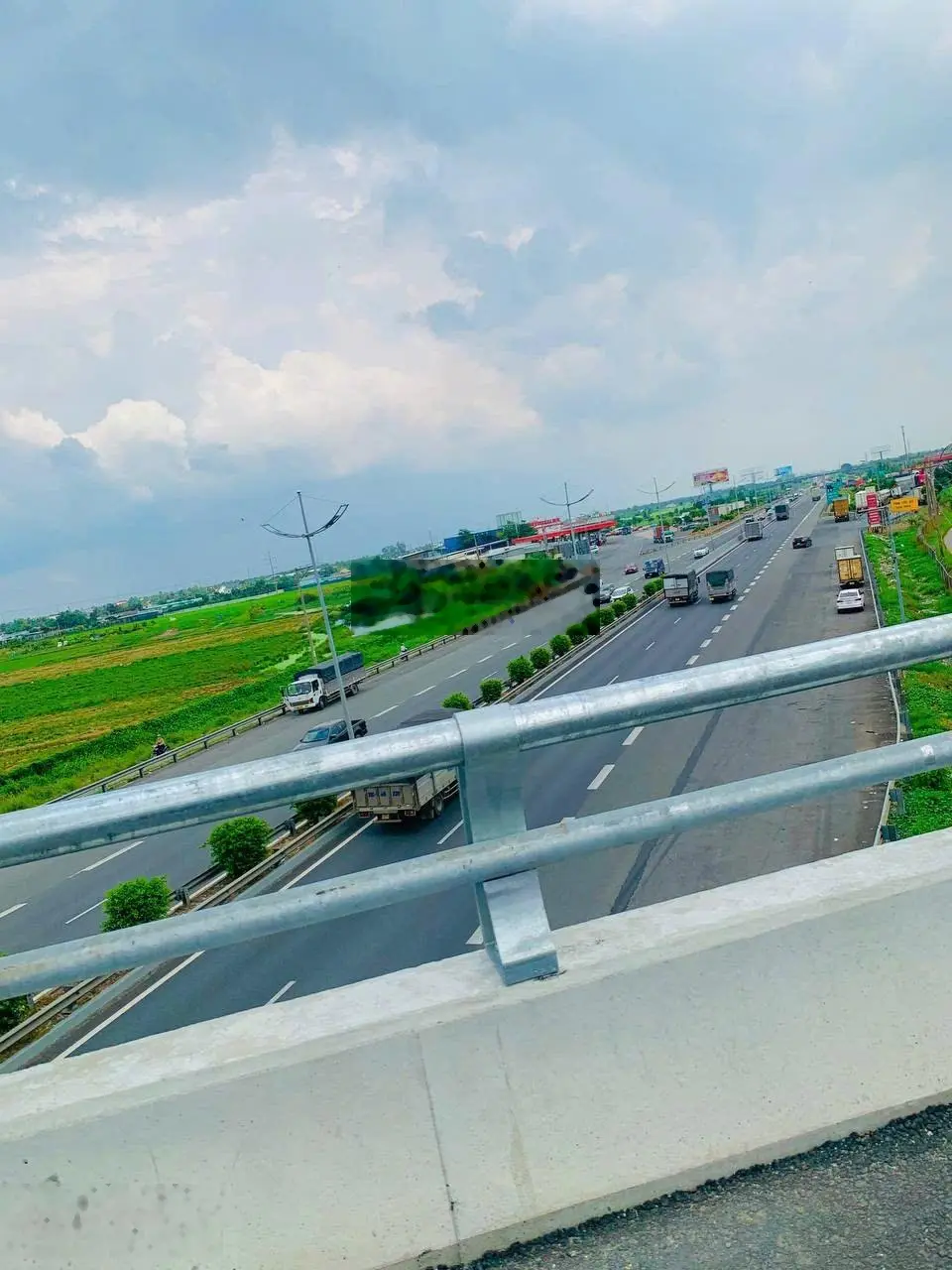 Bán gấp lô đất gần chợ Thủ Thừa , cách aeon mall chỉ mấy phút đi xe