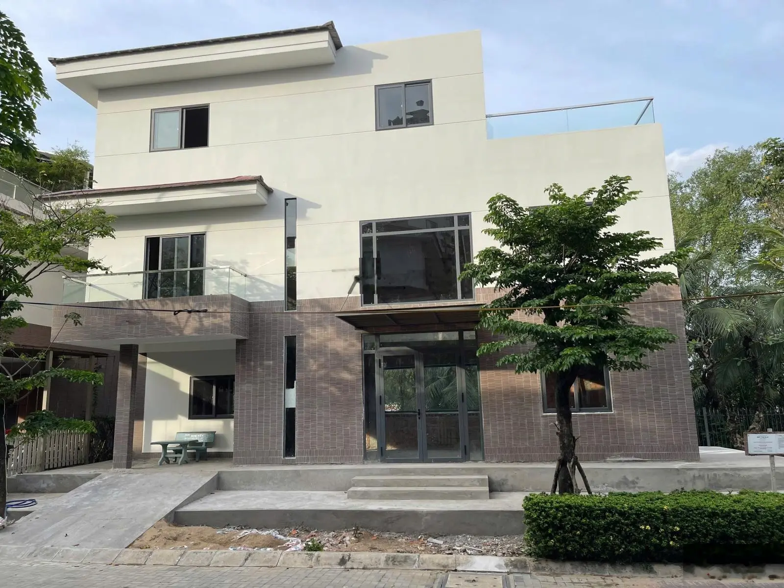 Bán biệt thự đảo valora kdc mizuki park 176m2 - giá 16.9 tỷ thương lượng chính chủ