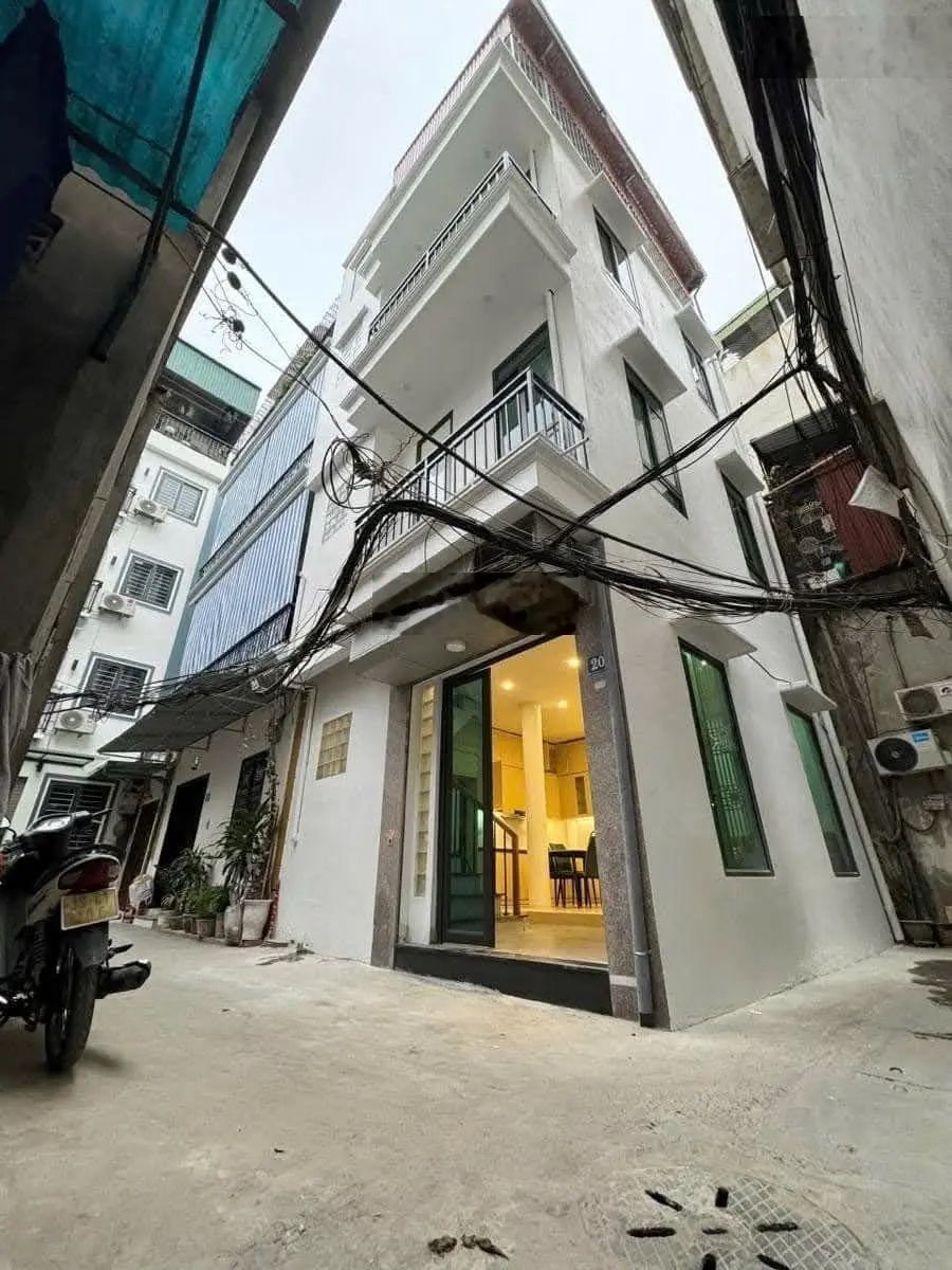 Ngõ phố minh khai, 31m - 4t - mt: 5.2m - lô góc hai thoáng nhà đẹp 20m ra mặt phố - 5 tạ đỗ cửa