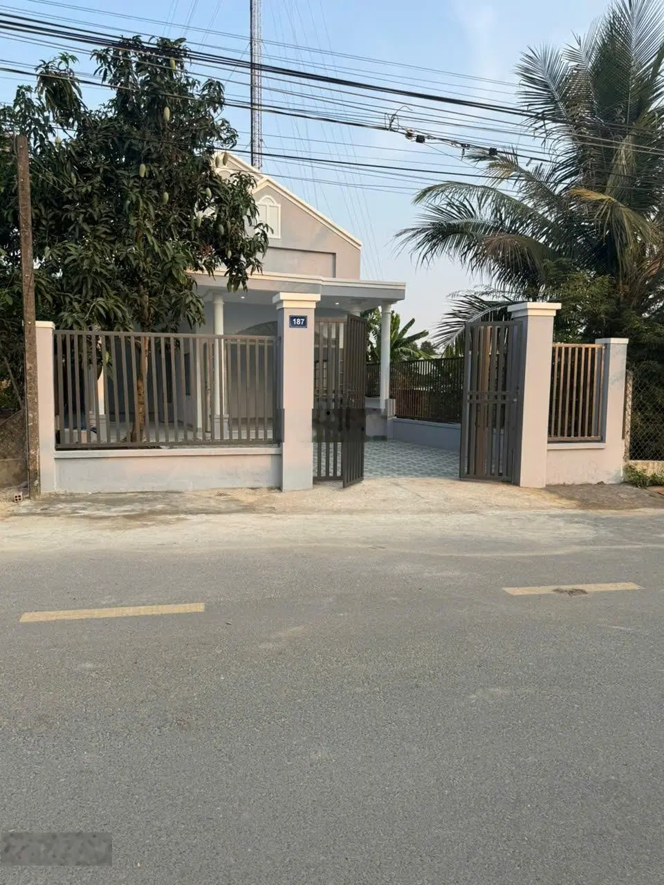 Bán nhà mái thái chữ l - nhà số 178 mặt tiền đường Cao Sơn Tự, Phước Trạch, Gò Dầu, Tây Ninh