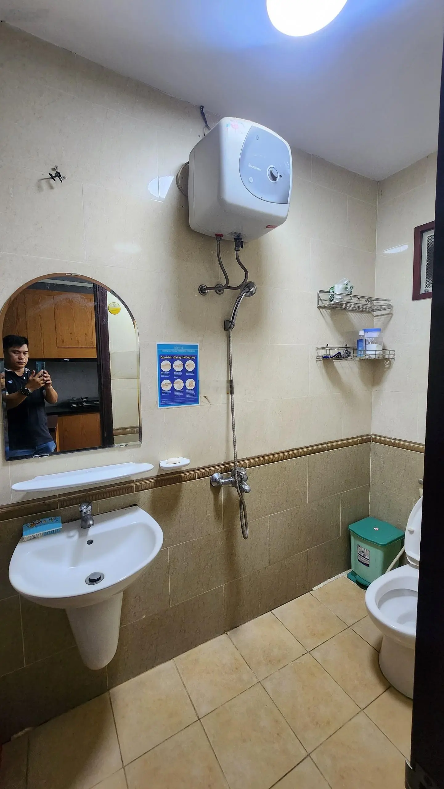 Chính chủ cần bán nhà mặt tiền Nguyễn Văn Linh , Phú Mỹ Hưng, Quận 7, TP HCM.
