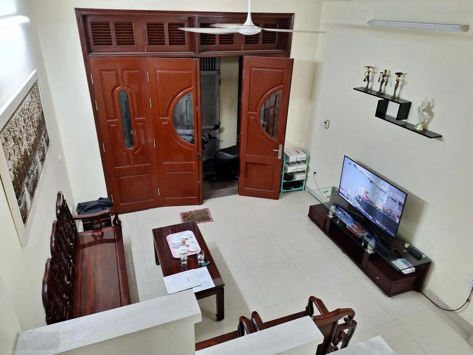 Hiếm! Dân xây! Ngõ thông ô tô 7 chỗ, 3 nhà ra phố Hồng Tiến Bồ Đề, 45m2 xây 4 tầng full nội thất