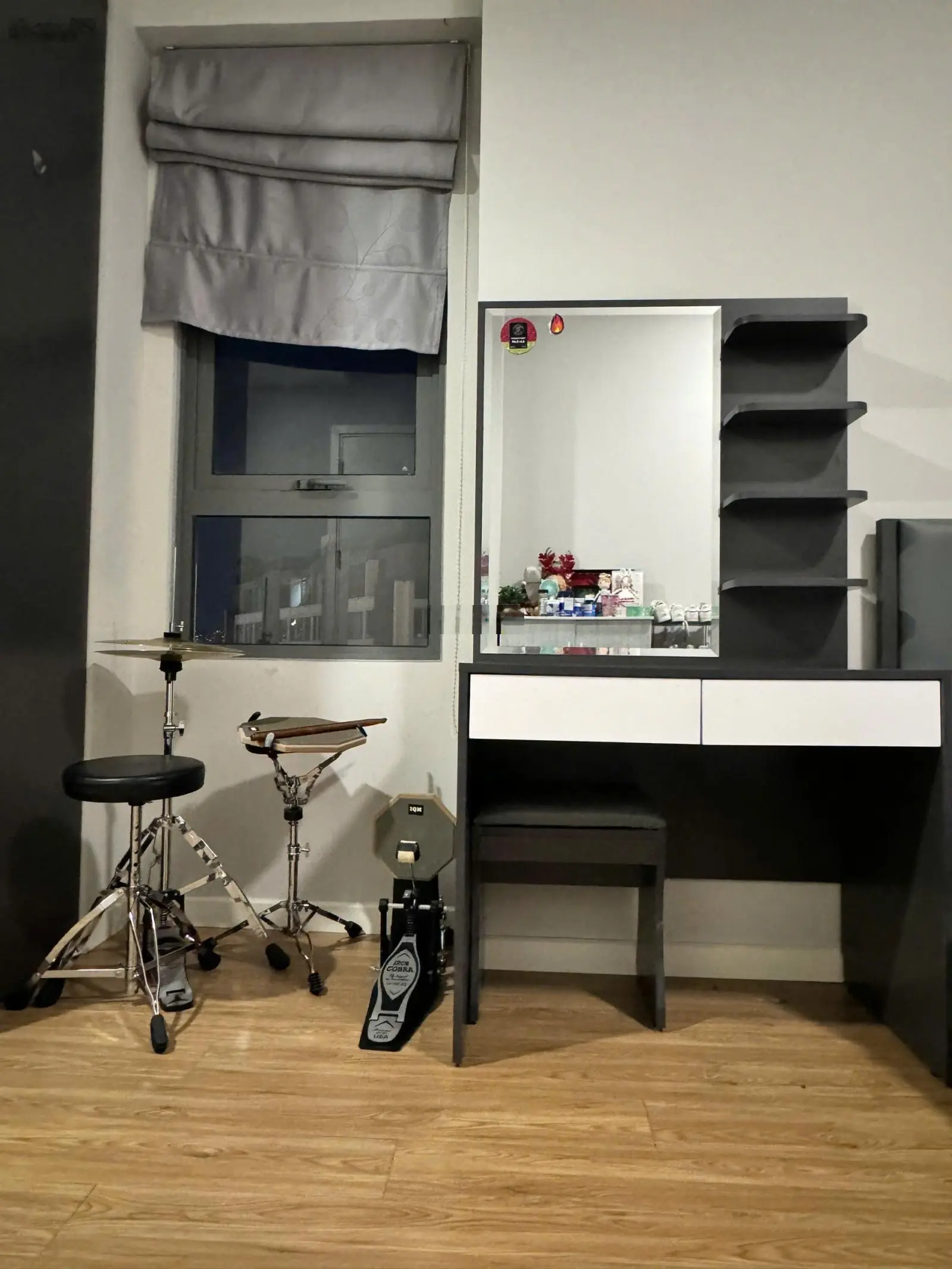 BÁN GẤP 2PN 2WC MASTERI AN PHÚ 73m2 SIÊU XINH. LH E VY: 0938 659 ***ZALO/VIBER/IMESS/CALL)