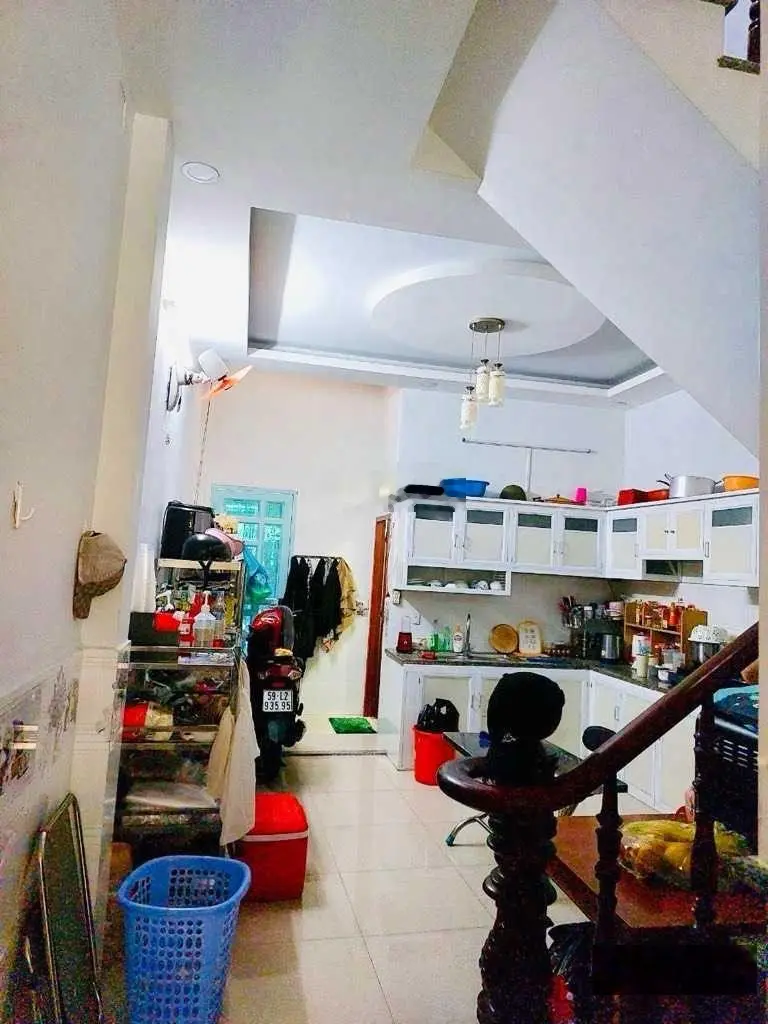 Lê Văn Quới - 3 tầng 4PN, 60m2, hẻm nhựa 4m, sát mặt tiền, nở hậu, 4 tỷ 890