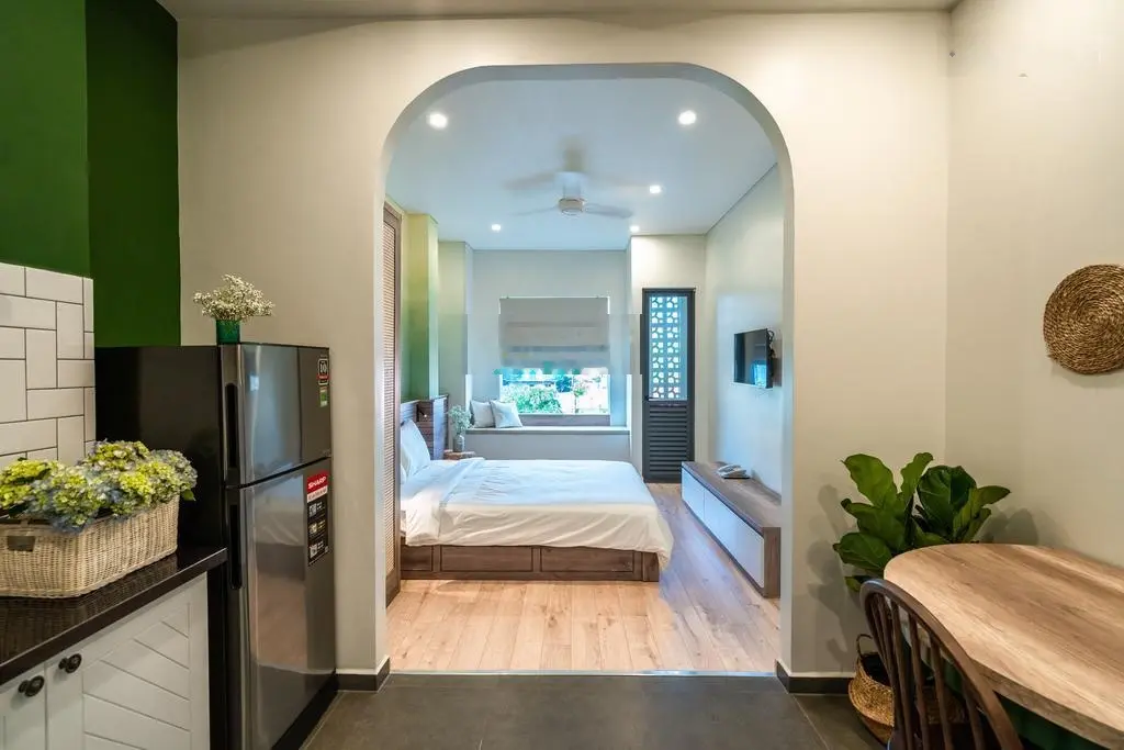 Tòa nhà căn hộ dịch vụ Nguyễn Văn Hưởng, Thảo Điền, Quận 2. Giá 50 tỷ. Full nội thất