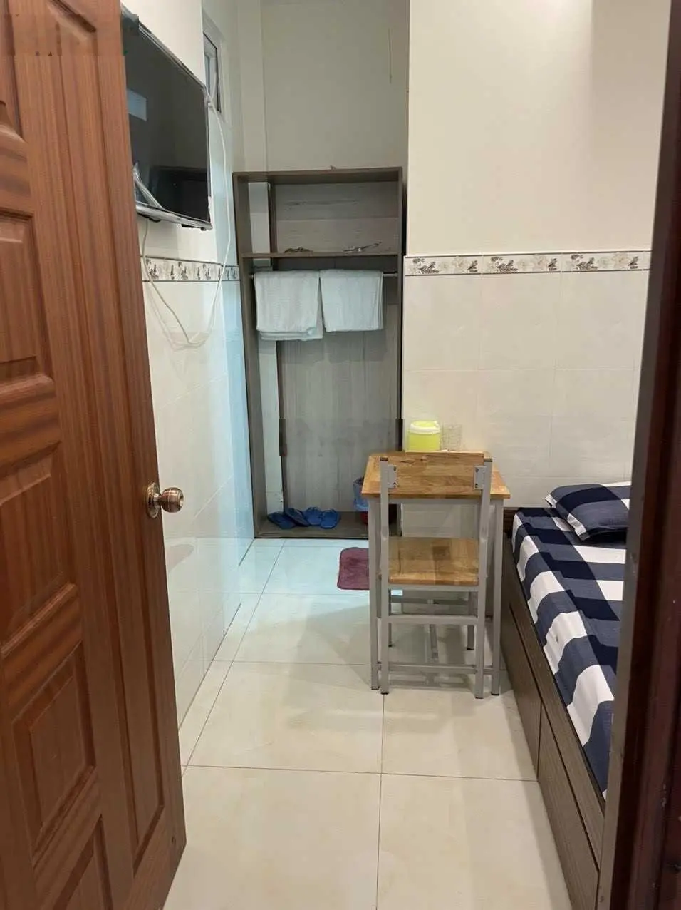Giảm 4 tỷ! Chính chủ bán khách sạn 5 tầng mặt tiền đường 494 - Lê Văn Việt - P. TNP A - Tp. Thủ Đức