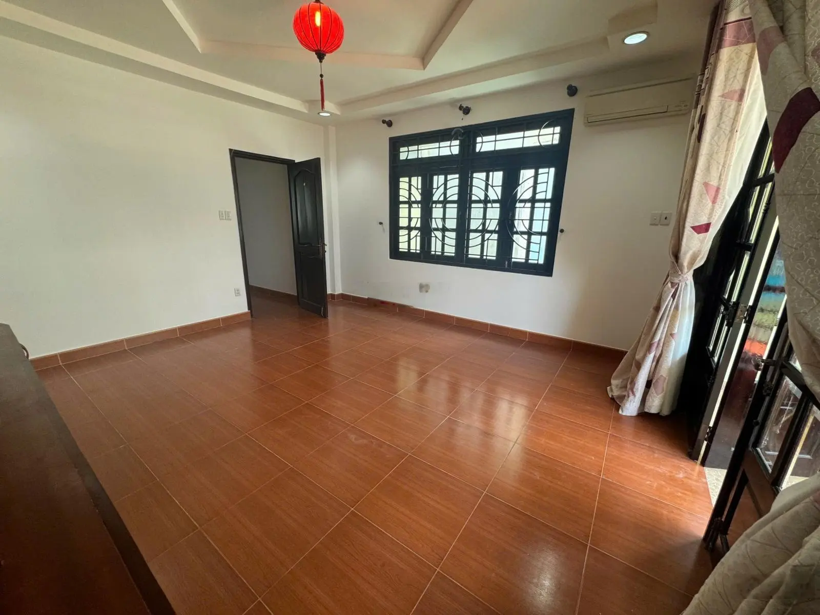 Cực hiếm khu đại học luật hcm, 5,6x16, 90m2, 3pn, đường 8m. giá chỉ 9tỷ ( tl), shr hoàn công chuẩn.