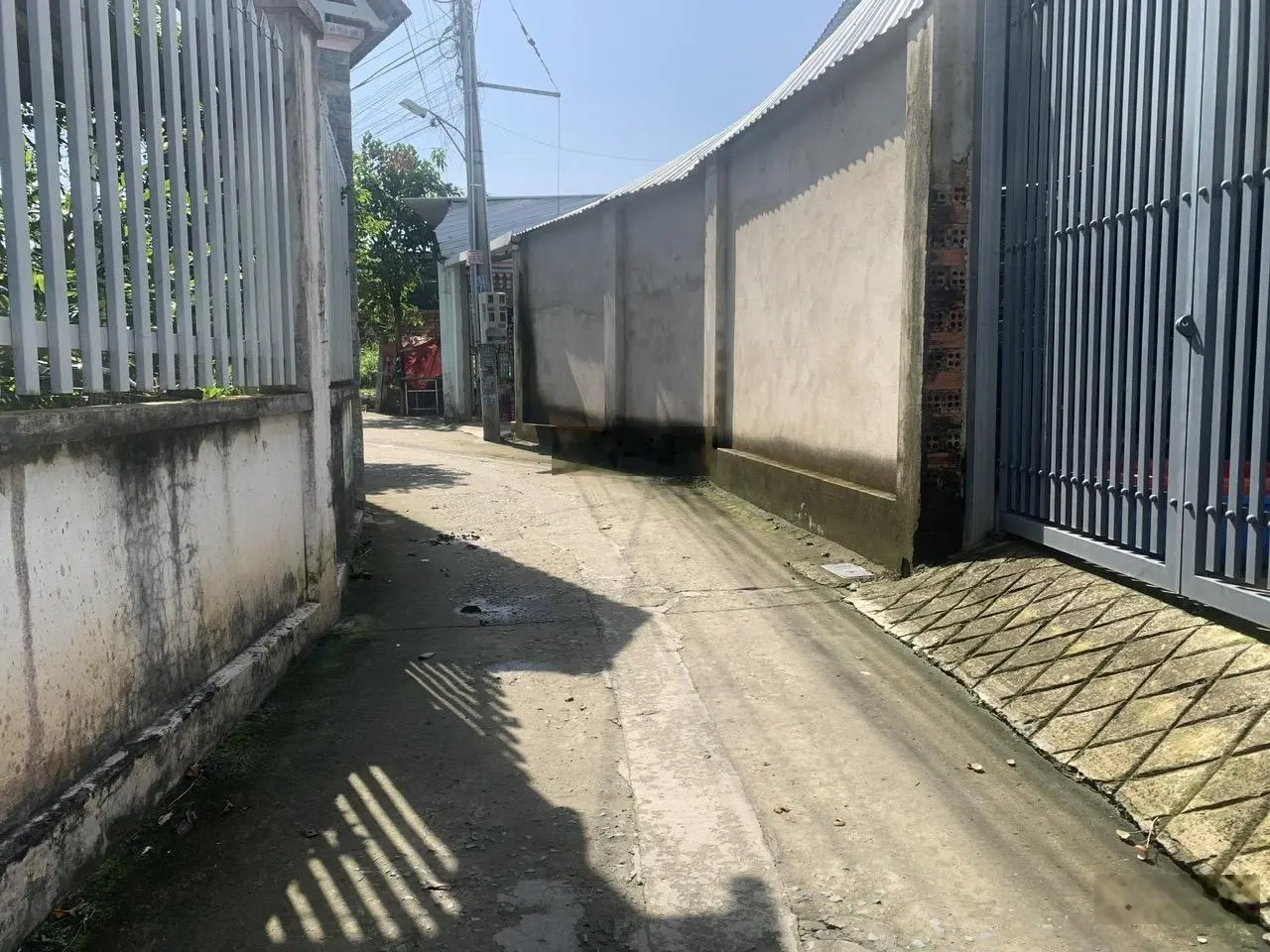 Cần bán gấp đất hẻm xã Tân Bình, huyện Vĩnh Cửu. DT 5x35(175m2, thổ cư 100m, SHR, giá bán 1,5 tỷ