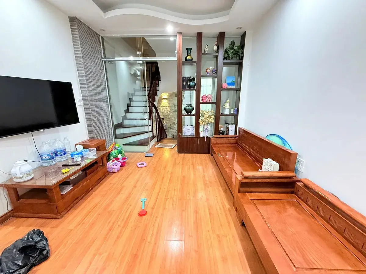 Chính chủ gửi bán nhà phố Huy Du 35m2 mặt tiền 4m 5 tầng giữa khu Liên Cơ quan trung tâm quận 14 tỷ