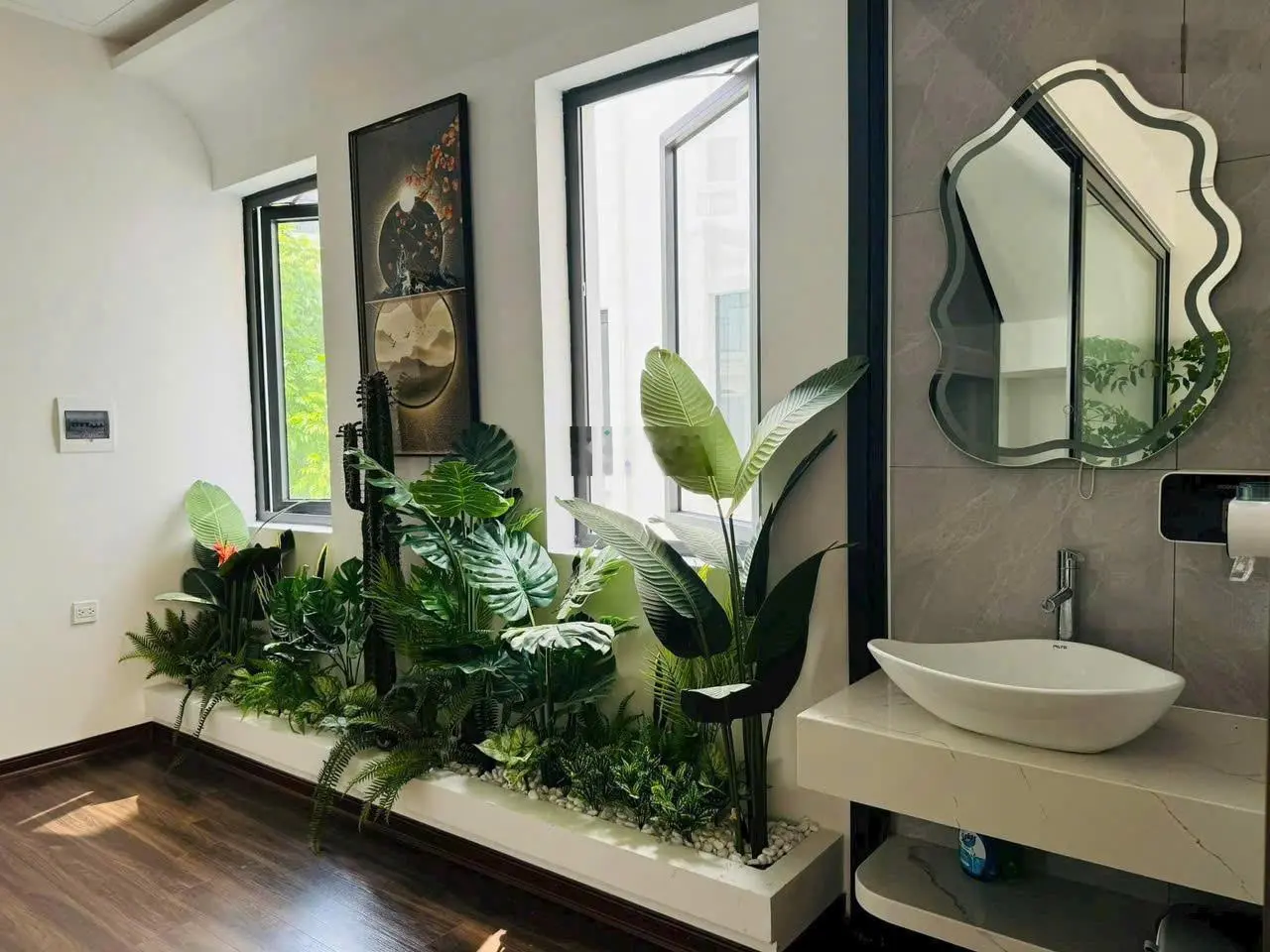Bán gấp căn biệt thự view vườn hoa giá 31.8 tỷ DT 180m2 ngay cửa ngõ khu An Vượng cạnh Aeon HĐ