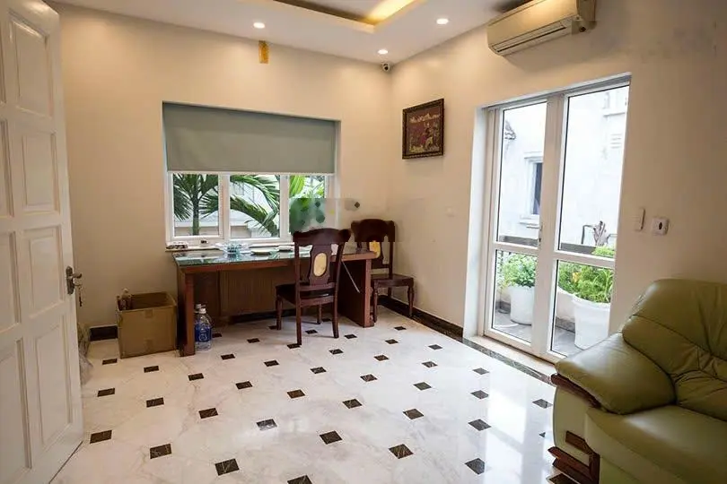 Bán villa giá tốt nhất trong Ciputra. Liên hệ Amy 0904622983