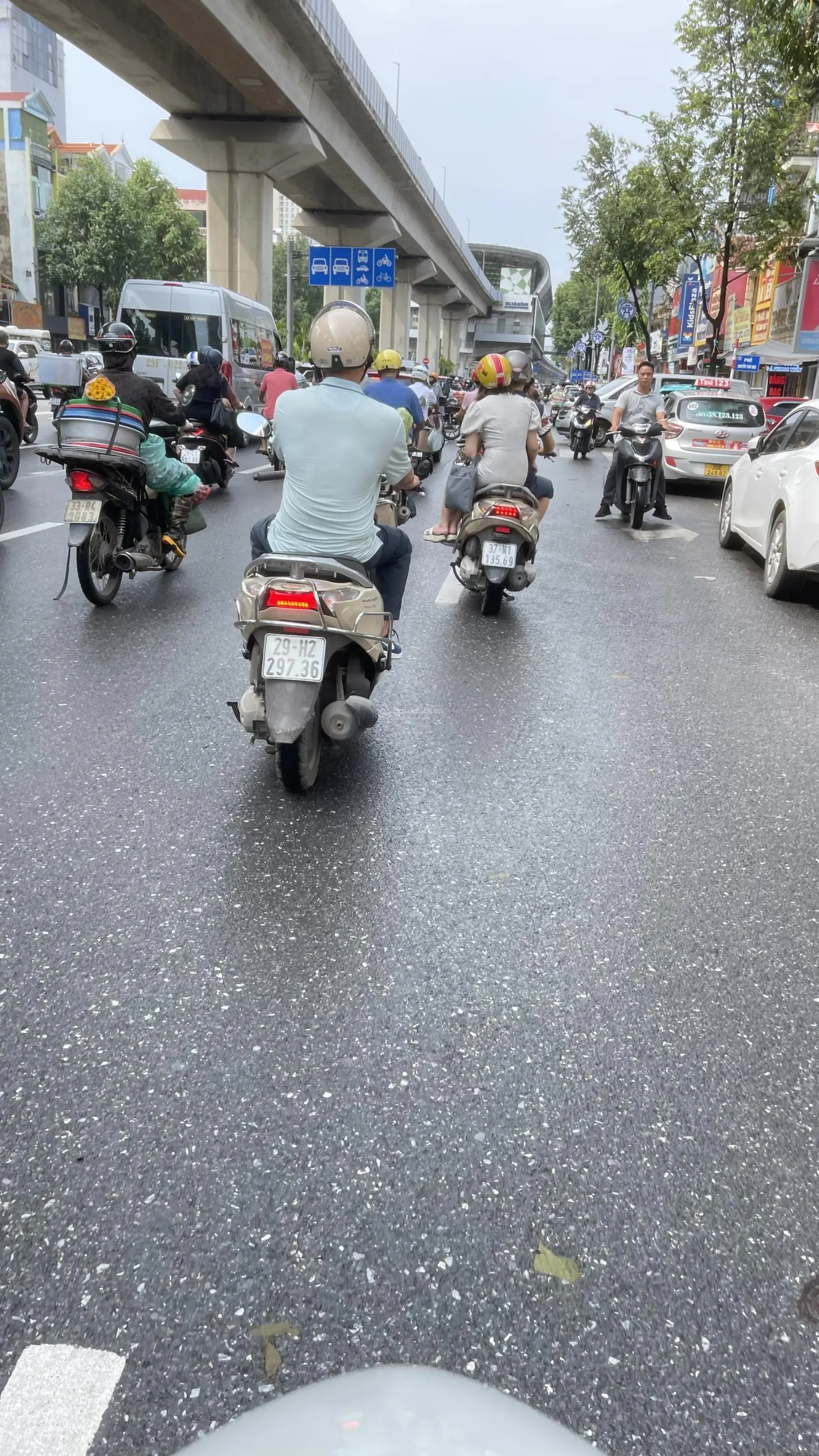 Siêu phẩm mặt phố Nguyễn Trãi, Thanh Xuân, 60m2, MT 6m, giá nhỉnh 11 tỷ, kinh doanh, vỉa hè.