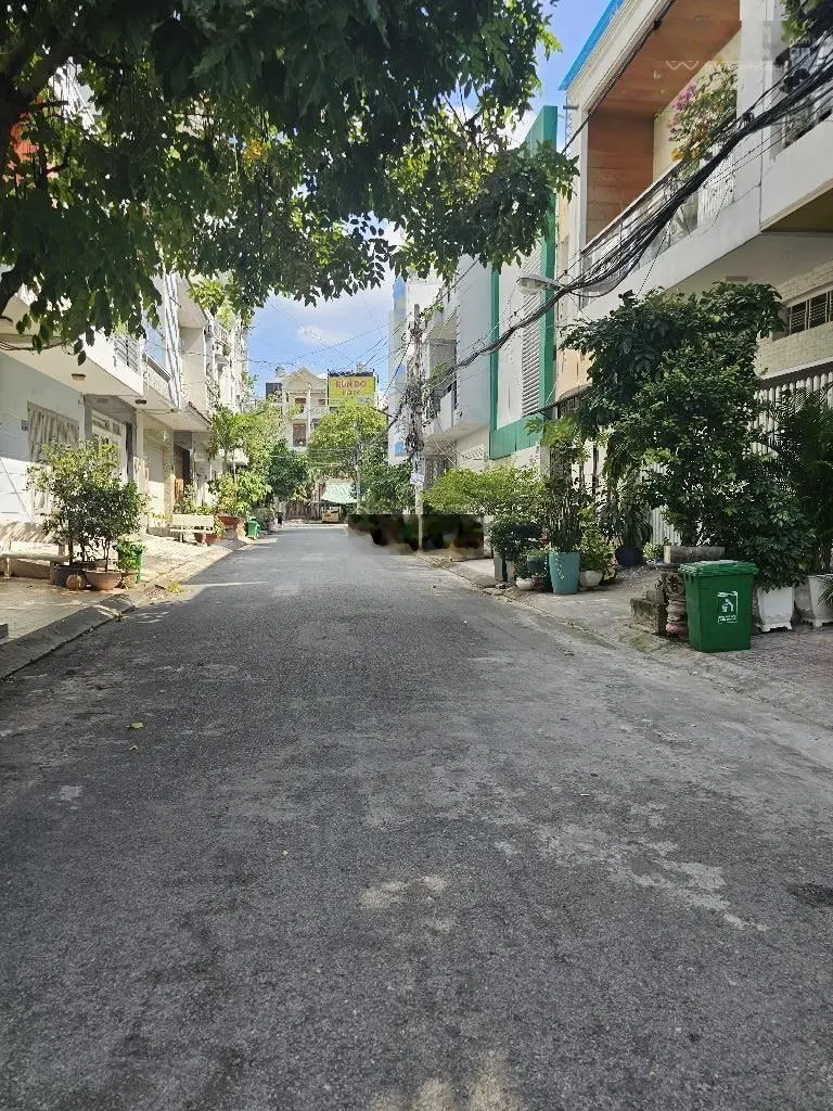Xa TP! Bán nhà mặt tiền 3 tầng đường nhựa XH tránh Nam Long Đào Trí - BT Tấn Trường - 100 m2 8.x tỷ
