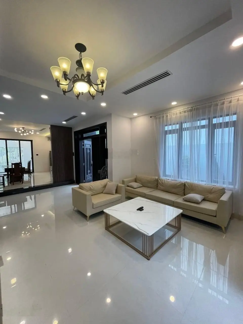 Bán biệt thự Vĩnh Điềm Trung, 15 tỷ, 290m2, sổ hồng hoàn công, giá ưu đãi bán rẻ trước tết