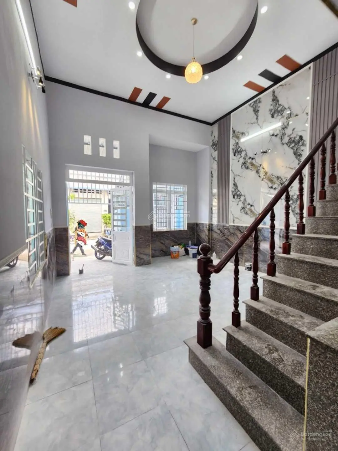 2ty080 rẻ 84m2 (6,45x13,5m) bán nhà gần GX Bà Trà, Ngã Tư Bình Chuẩn, nhà cấp 4 sân rộng 3phòng ngủ