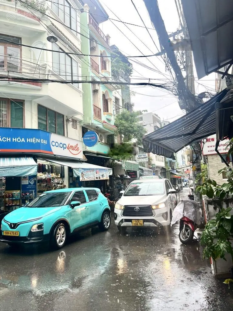 Bán nhà 5 tầng, 33m2, hẻm xe hơi Nguyễn Thiện Thuật Quận 3, hẻm thông, vừa ở vừa KD, chỉ 7.1 TỶ