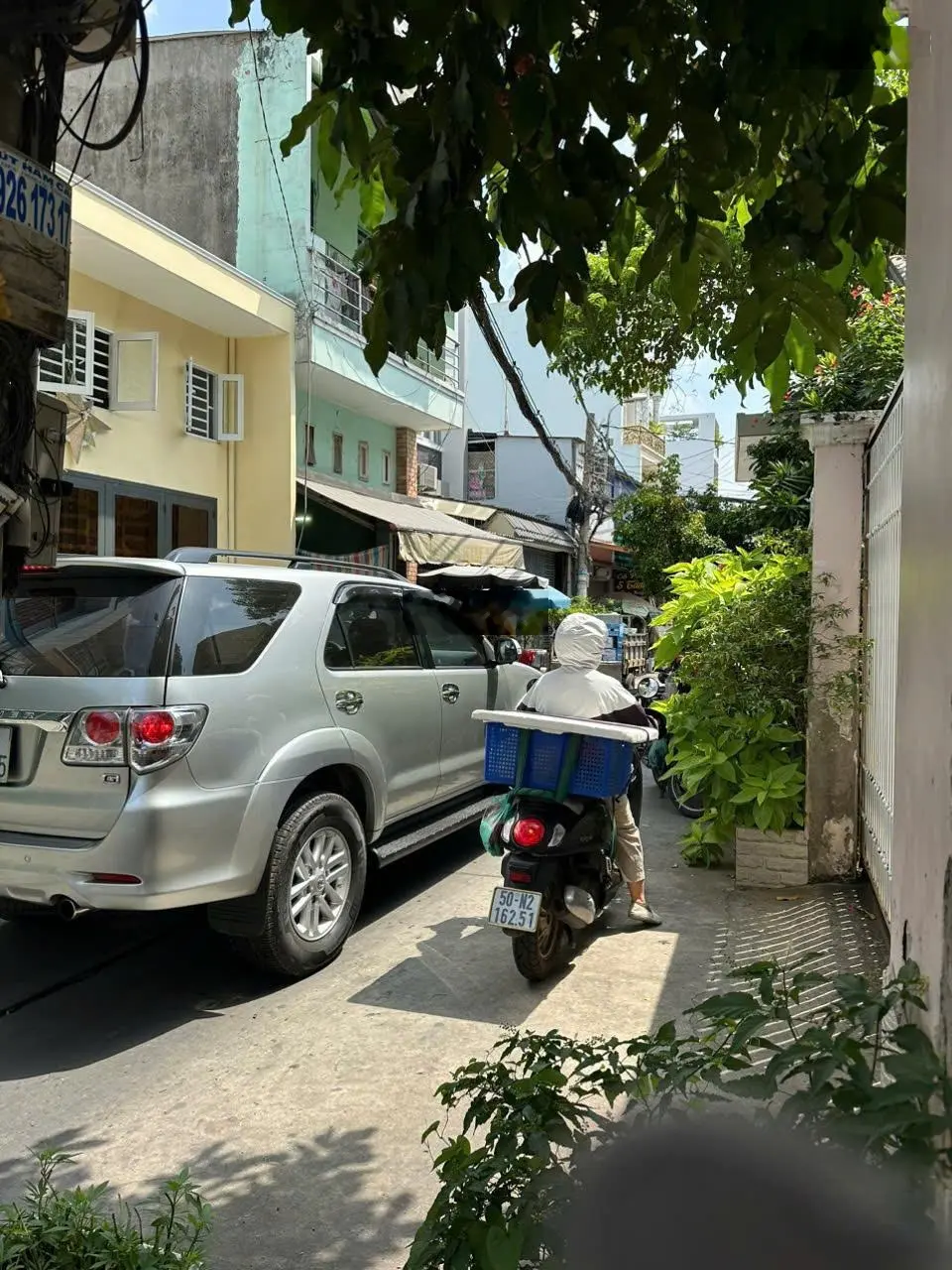 Nhà bán hẻm xe hơi tới nhà đường Bùi Tư Toàn, P. An Lạc, Quận Bình Tân, 2 mặt tiền trước sau thoáng