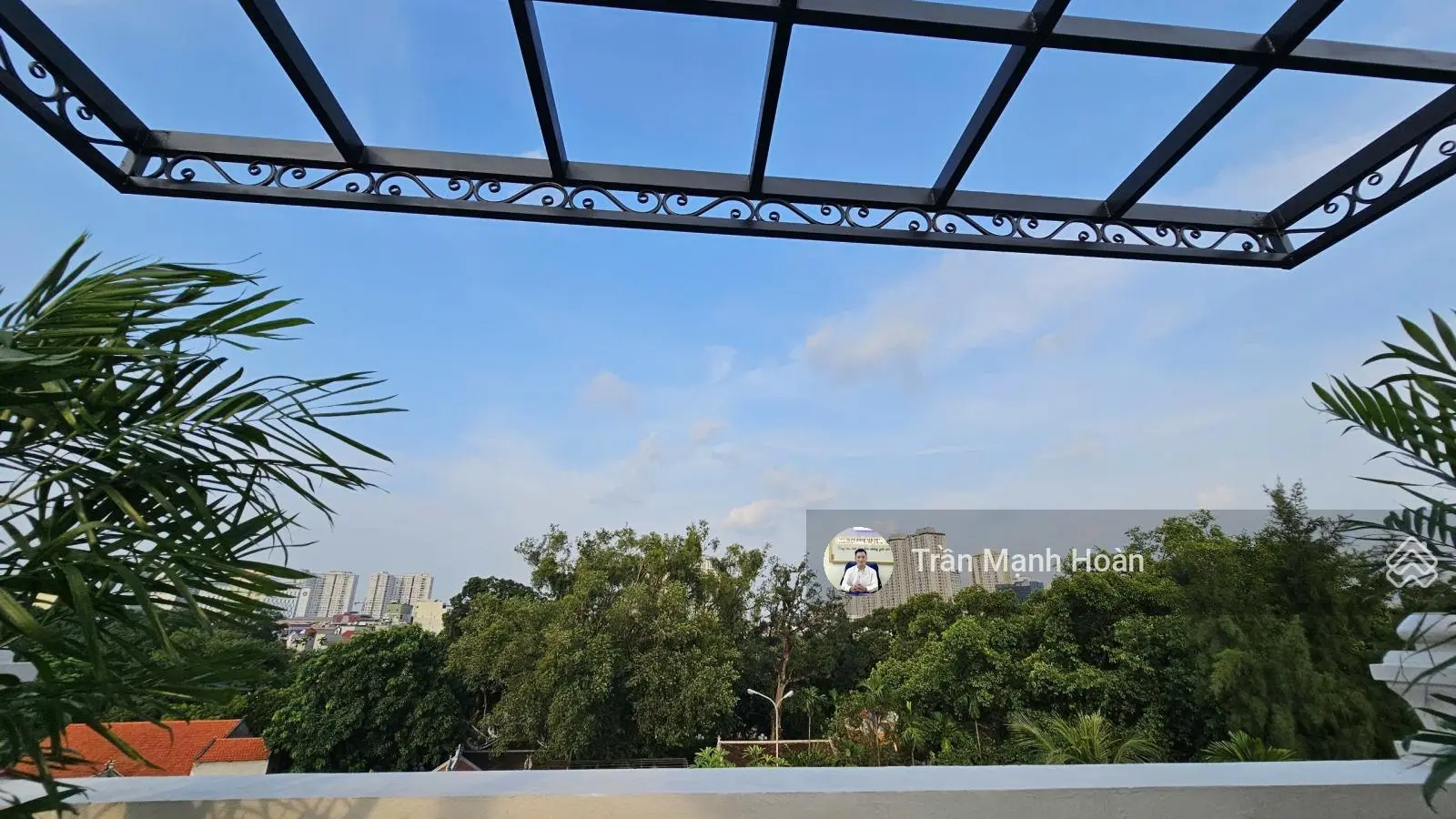 Chính chủ cần bán gấp nhà mp Kiến Hưng,HĐ.Đường 12m,ôtô tránh,KD sầm uất.Lô góc2mặt thoáng.Giá14tỷ5