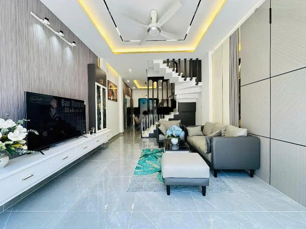 Siêu phẩm nhà phố 1T3L ngay MT Thái Phiên Quận 11 chỉ 4.25 TỶ, 5PN - 6WC, 80m2, hẻm 5m, sổ riêng