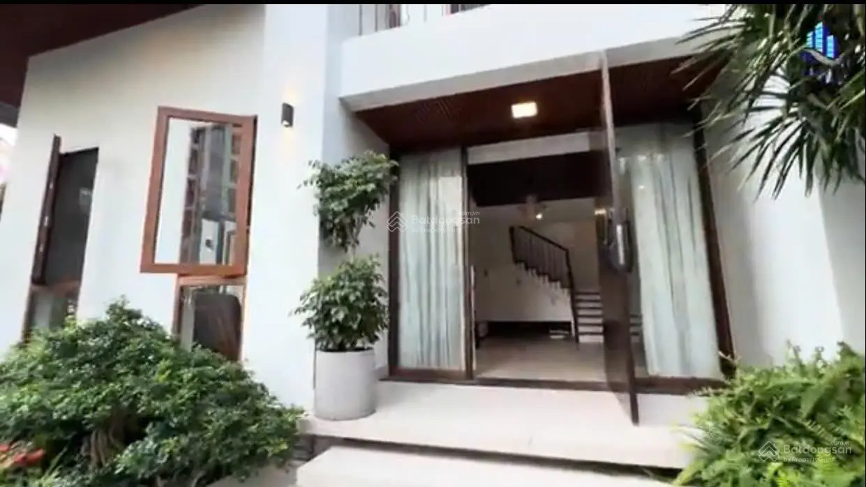 Đừng bỏ lỡ 1 căn biệt thự góc 2 mt nhà xây tâm huyết chủ cần bán gấp để giải quyêt cv giá cực rẻ